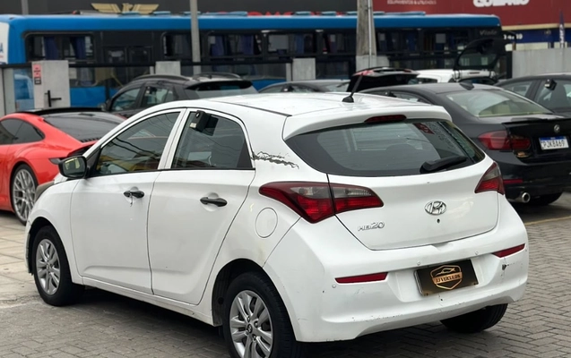 imagem-https://www.socarrao.com.br/sc-vehicle-images-prod/4351955/1791979180484-gb-d34f331.jpeg