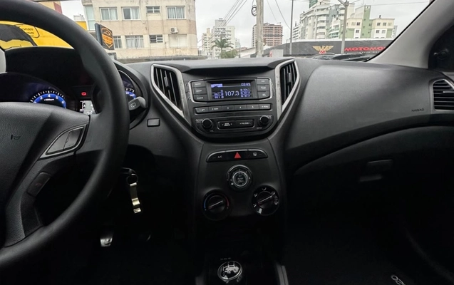 imagem-https://www.socarrao.com.br/sc-vehicle-images-prod/4351955/1791979180489-gb-4cce715.jpeg