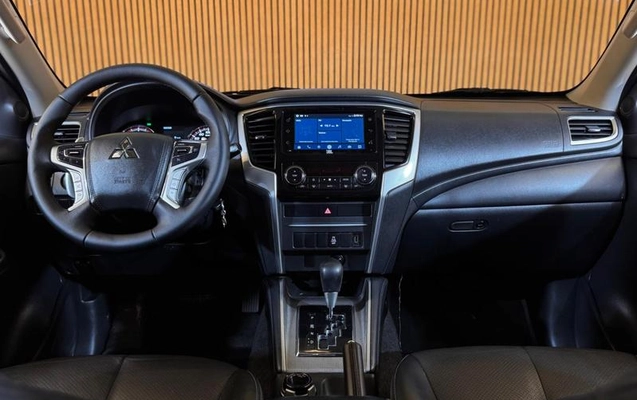 imagem-https://www.socarrao.com.br/sc-vehicle-images-prod/4351994/1791979447406-8554185_16_B_dff5c72d3a.jpeg