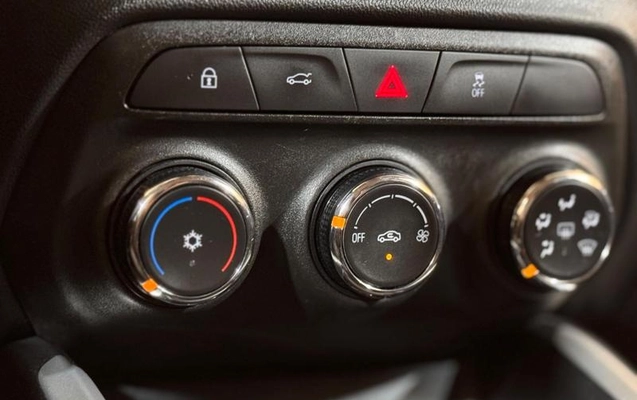 imagem-https://www.socarrao.com.br/sc-vehicle-images-prod/4352025/1791979991738-8519227_16_B_2b3f3f0e79.jpeg