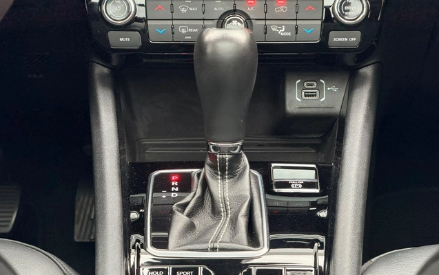 imagem-https://www.socarrao.com.br/sc-vehicle-images-prod/4352059/1791980256582-64527f6c9651426c8a1444c5cc8f34ed_1791922745307.jpg