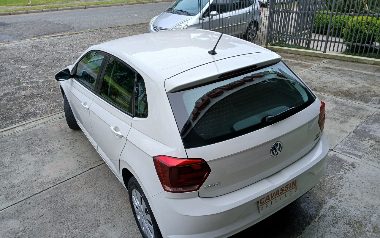 imagem-https://www.socarrao.com.br/sc-vehicle-images-prod/4352077/1791980339888-MTc5MTk3OTg4OTkxNTExNDY0NjYxNTQ1MzQ2MjUxMDAuanBn.jpg