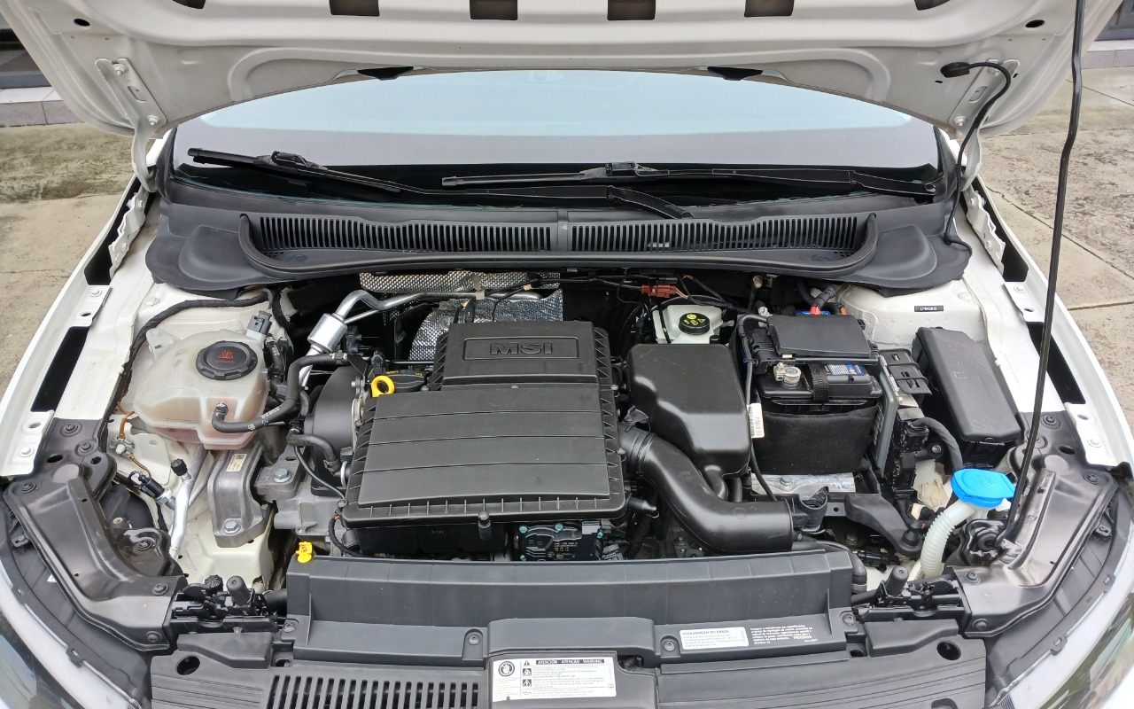 imagem-https://www.socarrao.com.br/sc-vehicle-images-prod/4352077/1791980340890-MTc5MTk3OTk0MTI3MDc5NjQ4NjQ0ODU3NDY1ODQ3OTIuanBn.jpg