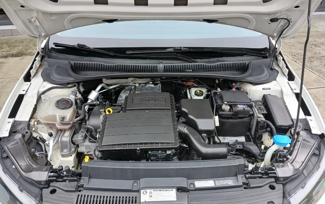 imagem-https://www.socarrao.com.br/sc-vehicle-images-prod/4352077/1791980340890-MTc5MTk3OTk0MTI3MDc5NjQ4NjQ0ODU3NDY1ODQ3OTIuanBn.jpg