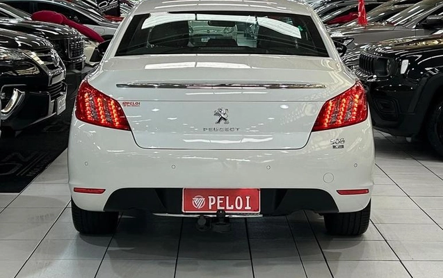 imagem-https://www.socarrao.com.br/sc-vehicle-images-prod/4352159/1791980721849-8494739_16_B_c1c019474a.jpeg