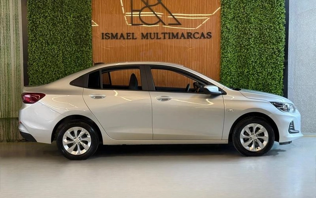 imagem-https://www.socarrao.com.br/sc-vehicle-images-prod/4352176/1791980796157-8557457_14_B_fb647018f5.jpeg