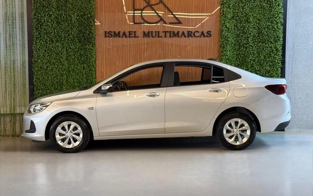imagem-https://www.socarrao.com.br/sc-vehicle-images-prod/4352176/1791980796159-8557457_18_B_a56f4f15ce.jpeg