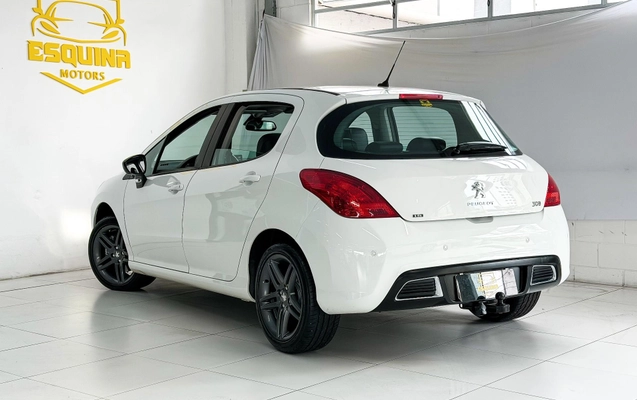 imagem-https://www.socarrao.com.br/sc-vehicle-images-prod/4352214/1791980983097-d835bf4a815b47dbbdf79c183afe0a50_1791980954729.jpg