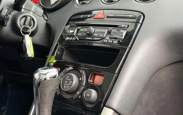imagem-https://www.socarrao.com.br/sc-vehicle-images-prod/4352214/1791980983103-4cc794dc51e34df1bbca82e5af387216_1791980960579.jpg