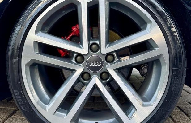 imagem-https://www.socarrao.com.br/sc-vehicle-images-prod/4352226/1791981142025-8399899_11_B_038ecc8e60.jpeg