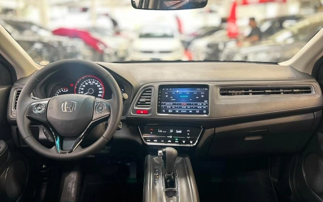 imagem-https://www.socarrao.com.br/sc-vehicle-images-prod/4352227/1792165042413-8563274_9_B_379c506fbb.jpeg