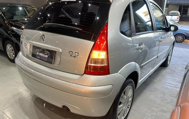 imagem-https://www.socarrao.com.br/sc-vehicle-images-prod/4352312/1791982140909-8537802_4_B_d5846c6622.jpeg
