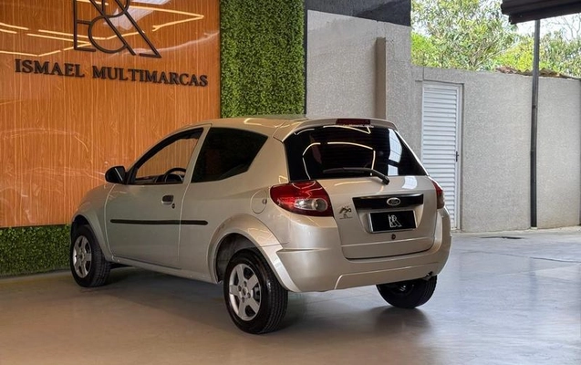 imagem-https://www.socarrao.com.br/sc-vehicle-images-prod/4352324/1792607670098-8559180_1_B_281a47cab5.jpeg