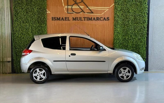 imagem-https://www.socarrao.com.br/sc-vehicle-images-prod/4352324/1792607670098-8559180_9_B_457e7ef640.jpeg