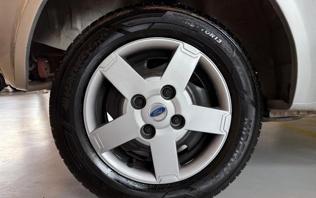 imagem-https://www.socarrao.com.br/sc-vehicle-images-prod/4352324/1792607670101-8559180_0_B_f820ef0d63.jpeg