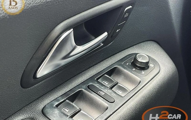 imagem-https://www.socarrao.com.br/sc-vehicle-images-prod/4352335/1792528087961-8184598_7_B_25839557a9.jpeg