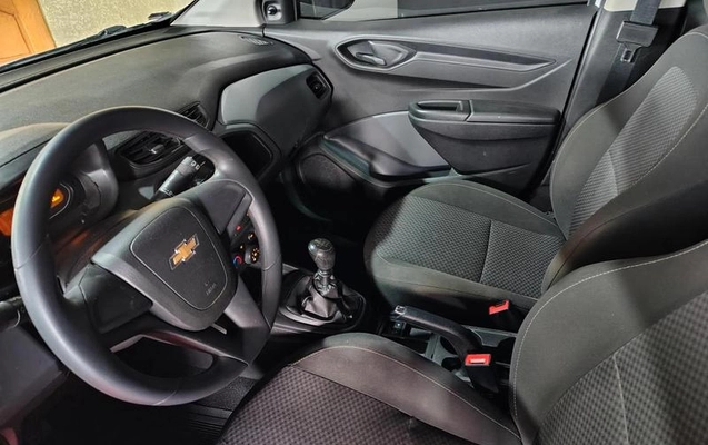 imagem-https://www.socarrao.com.br/sc-vehicle-images-prod/4352338/1792095422019-8443181_17_B_926cc9f6a1.jpeg