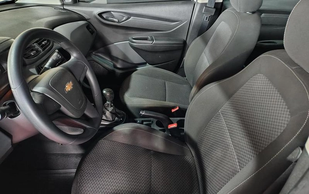 imagem-https://www.socarrao.com.br/sc-vehicle-images-prod/4352338/1792095422022-8443181_18_B_cb98f1f72b.jpeg