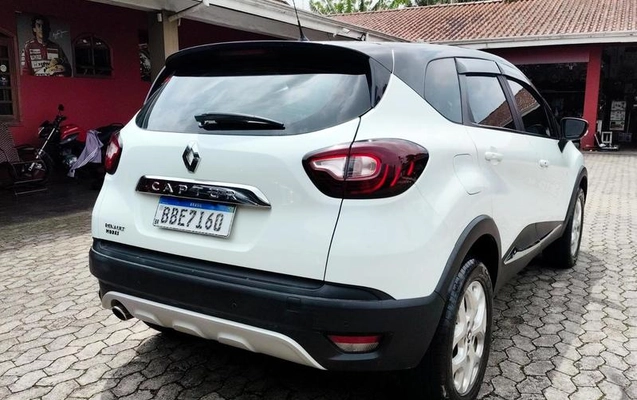 imagem-https://www.socarrao.com.br/sc-vehicle-images-prod/4352339/1792013185474-8568167_12_B_ddbf148a3e.jpeg