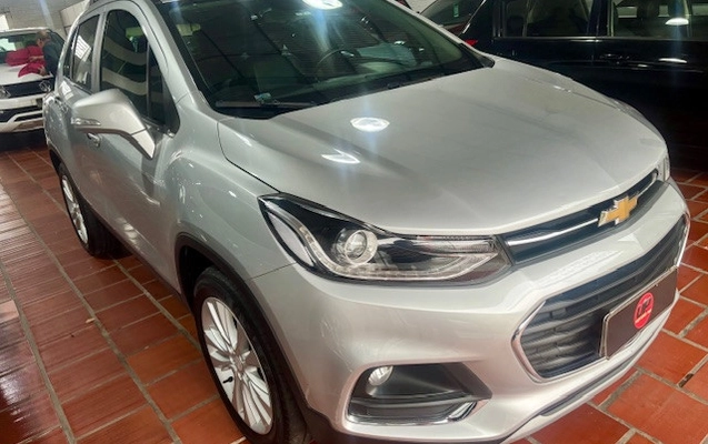imagem-https://www.socarrao.com.br/sc-vehicle-images-prod/4352340/1791982224461-Z40HRAbm3FlB8OIrSo0fx7eTBefniLJe.jpg