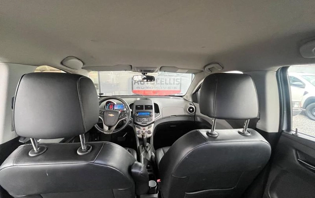 imagem-https://www.socarrao.com.br/sc-vehicle-images-prod/4352342/1792155685596-8495232_23_B_a819e809b4.jpeg