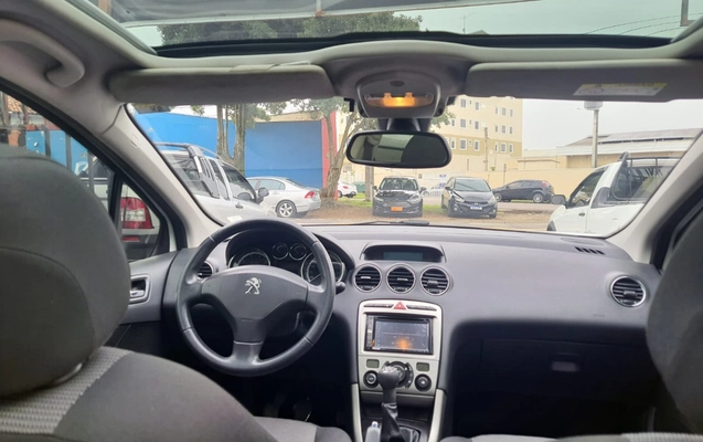 imagem-https://www.socarrao.com.br/sc-vehicle-images-prod/4352358/1791982504731-V2hhdHNBcHAgSW1hZ2UgMjAyNi0xMC0xNCBhdCAwOS4yNy4zMiAoMykuanBlZw.jpeg