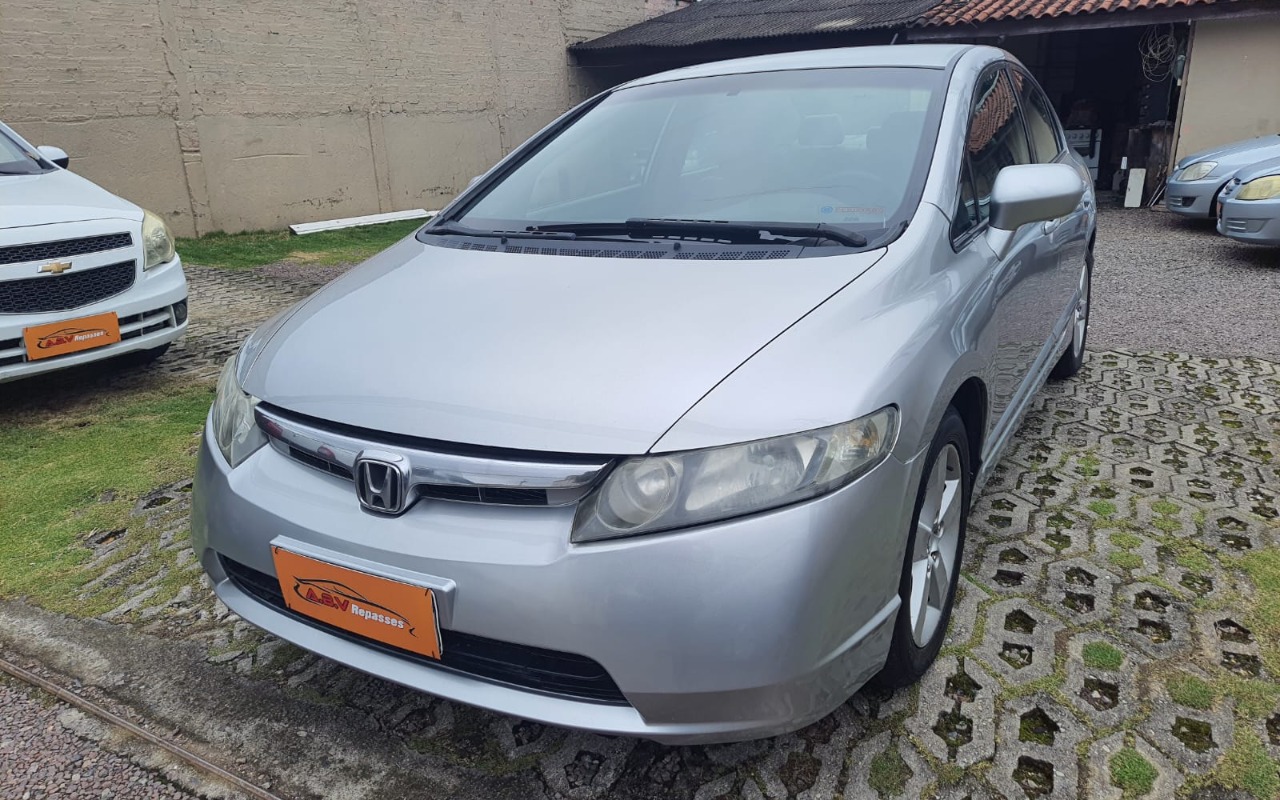 Honda Civic 2008 Prata — foto 1 de 3