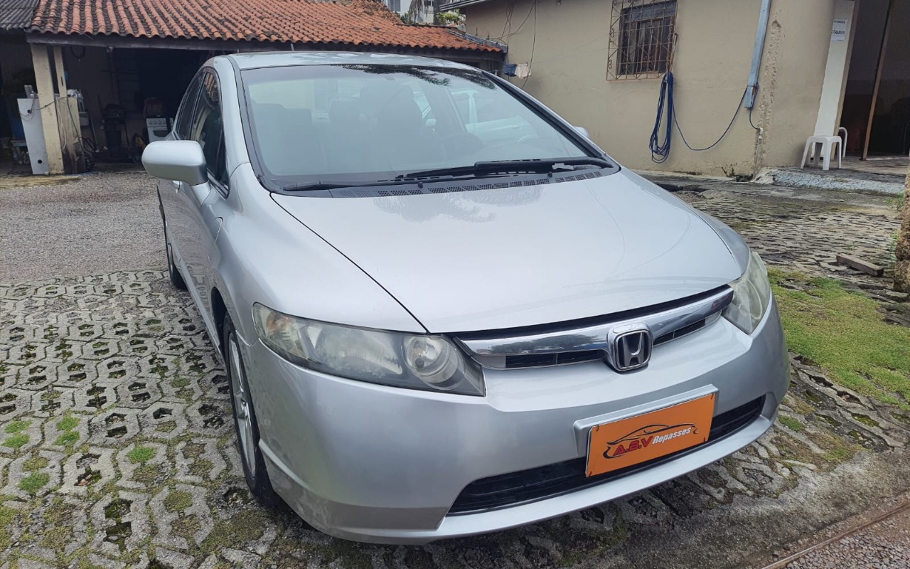 imagem-https://www.socarrao.com.br/sc-vehicle-images-prod/4352438/1791983355630-V2hhdHNBcHAgSW1hZ2UgMjAyNi0xMC0xNCBhdCAwOS40NS4xMyAoMSkuanBlZw.jpeg