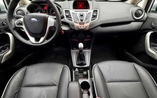 imagem-https://www.socarrao.com.br/sc-vehicle-images-prod/4352440/1792068593354-c3dc7922-a8b7-4e8f-bc98-6ad3f5f3d741.jpg