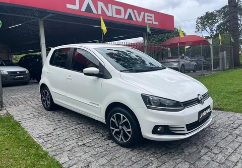 Volkswagen Fox 2015 Branco — foto 1 de 3