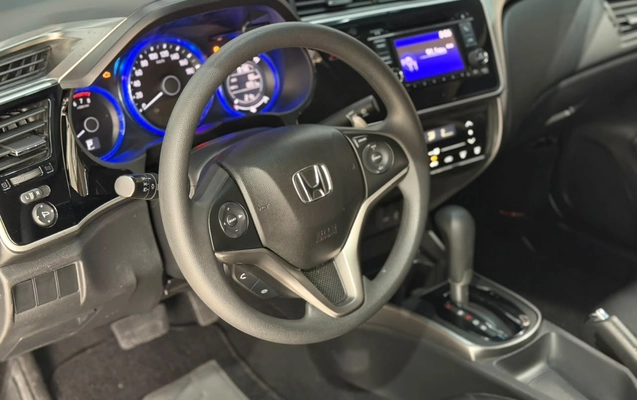 imagem-https://www.socarrao.com.br/sc-vehicle-images-prod/4352467/1791994336607-003_95a0df062335634c1b73cf50a4fce511.jpg