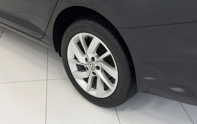 imagem-https://www.socarrao.com.br/sc-vehicle-images-prod/4352469/1791983924916-b01ebcce036348398acdf21e5b844d26_1791895493264.jpg