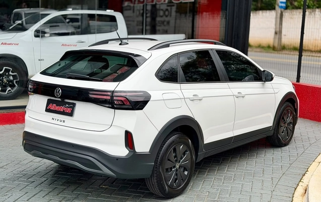 imagem-https://www.socarrao.com.br/sc-vehicle-images-prod/4352516/1791984226352-9_102319.jpg