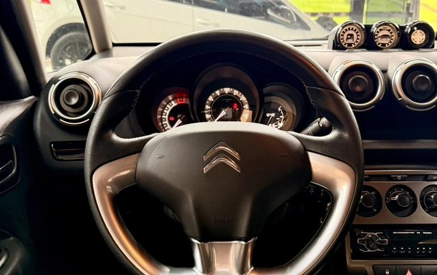 imagem-https://www.socarrao.com.br/sc-vehicle-images-prod/4352527/1791984305244-96cce5ce-7b6d-4486-bf97-be8a86b1f52a.jpg
