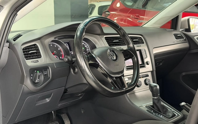 imagem-https://www.socarrao.com.br/sc-vehicle-images-prod/4352550/1791984444888-003_d4a11f8f4b445f5ebd3e52f4d31015c1.jpg