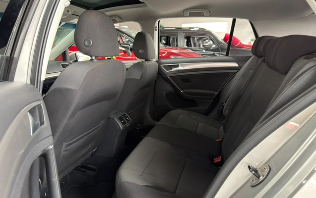imagem-https://www.socarrao.com.br/sc-vehicle-images-prod/4352550/1791984444900-003_07852b7d3ddcf9be4d27b4f03e6c9758.jpg