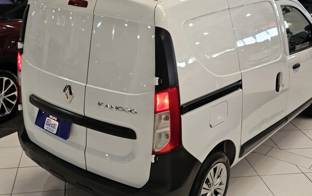 imagem-https://www.socarrao.com.br/sc-vehicle-images-prod/4352551/1791984471626-1_035101.jpg