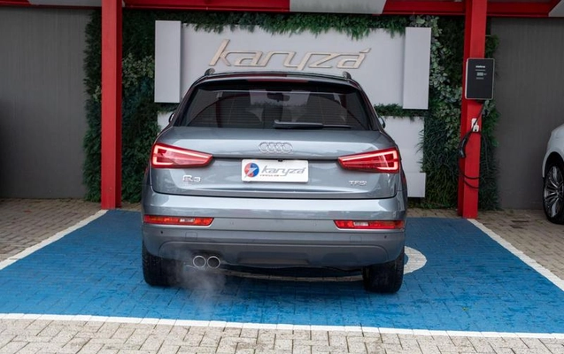 imagem-https://www.socarrao.com.br/sc-vehicle-images-prod/4352607/1792080349616-8568451_15_B_8a6a1f71c1.jpeg