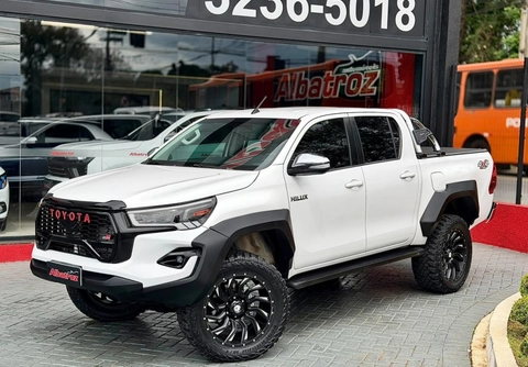 Toyota Hilux 2016 Branco — foto 1 de 3