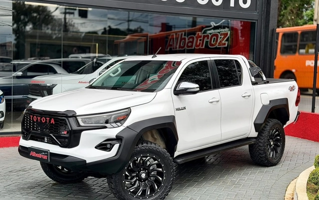 imagem-https://www.socarrao.com.br/sc-vehicle-images-prod/4352640/1791985162291-3_103840.jpg