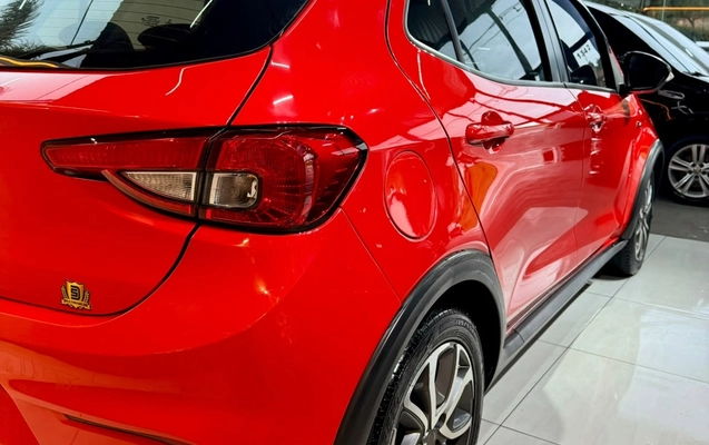 imagem-https://www.socarrao.com.br/sc-vehicle-images-prod/4352675/1791985473447-0a6d7e14-d816-4e9a-a9a4-e6ec030c7773.jpg