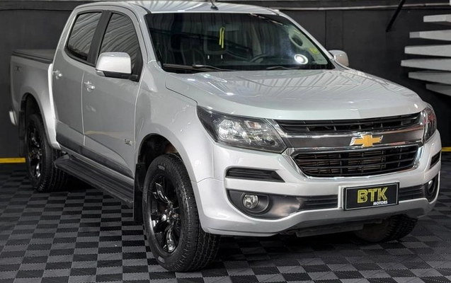 imagem-https://www.socarrao.com.br/sc-vehicle-images-prod/4352750/1791986066197-8568388_13_B_907638ca4d.jpeg