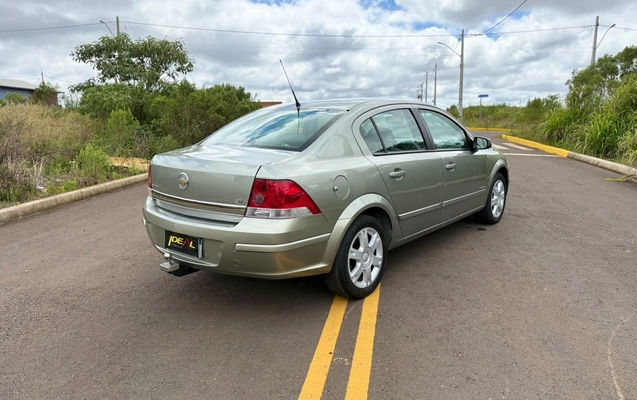 imagem-https://www.socarrao.com.br/sc-vehicle-images-prod/4352866/1791986911346-6ae7cb16680e490b875fb321e19ec17a_1791986810783.jpg