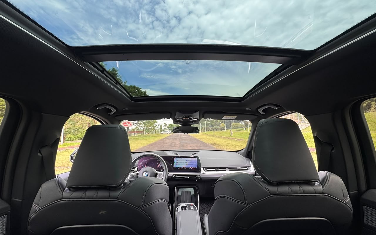 imagem-https://www.socarrao.com.br/sc-vehicle-images-prod/4352929/1791987335981-V2hhdHNBcHAgSW1hZ2UgMjAyNi0xMC0xMyBhdCAxNi4wMi41MyAoMSkuanBlZw.jpeg
