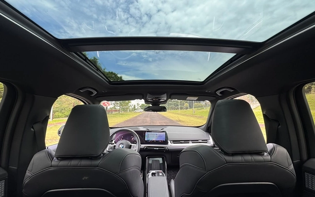 imagem-https://www.socarrao.com.br/sc-vehicle-images-prod/4352929/1791987335981-V2hhdHNBcHAgSW1hZ2UgMjAyNi0xMC0xMyBhdCAxNi4wMi41MyAoMSkuanBlZw.jpeg