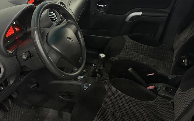 imagem-https://www.socarrao.com.br/sc-vehicle-images-prod/4352939/1791989240748-8568817_6_B_5656eb2641.jpeg