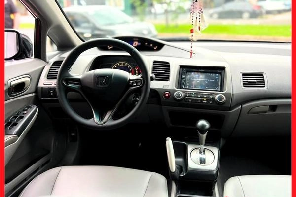 imagem-https://www.socarrao.com.br/sc-vehicle-images-prod/4352944/1791987462070-8435904_6_B_ff2a193c68.jpg
