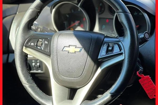 imagem-https://www.socarrao.com.br/sc-vehicle-images-prod/4352964/1791987603799-8526783_7_B_1c6d35a02e.jpg