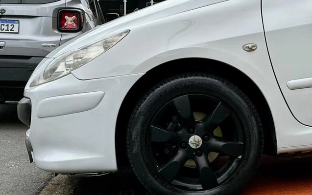 imagem-https://www.socarrao.com.br/sc-vehicle-images-prod/4352977/1791987667879-8567417_5_B_634d48768a.jpeg