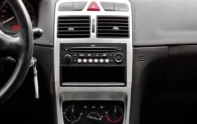imagem-https://www.socarrao.com.br/sc-vehicle-images-prod/4352977/1791987667897-8567417_10_B_2404ae2cab.jpeg